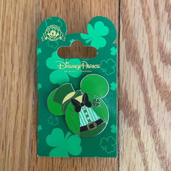 Disney Parks Authentic Original St Patty’s Day Pin - Picture 2 of 7